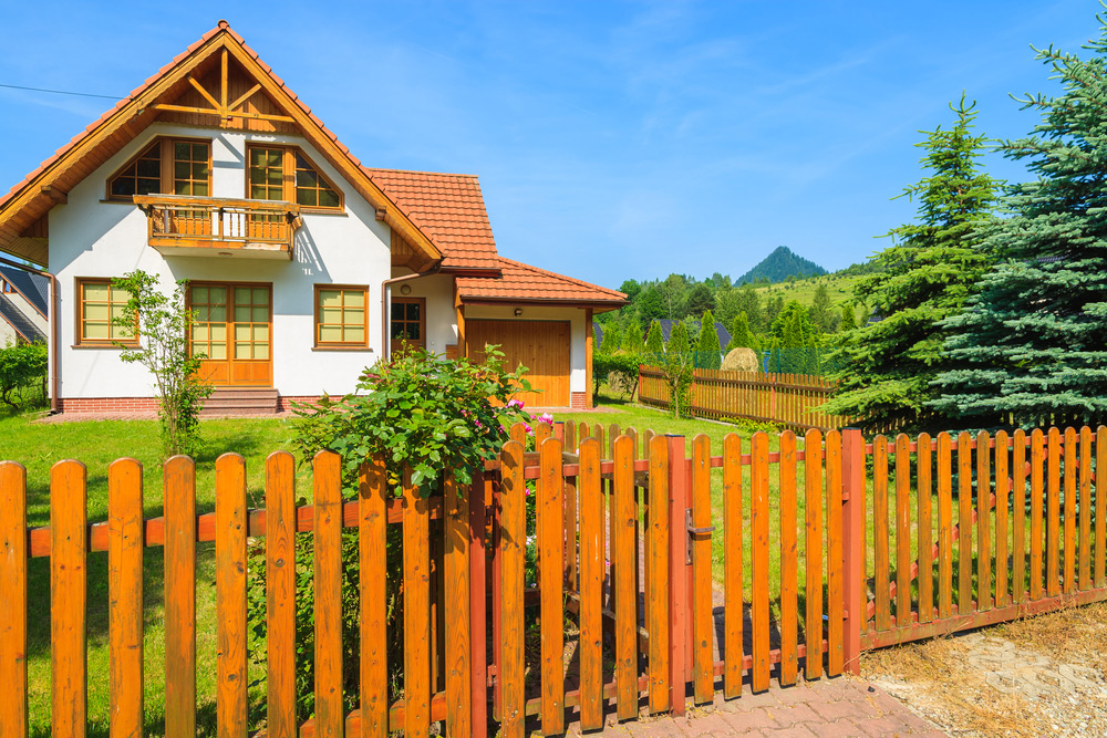 ways to tell what fence type suits your needs